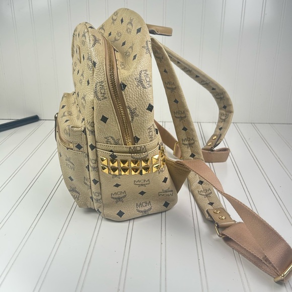 MCM Stark Side Studs Backpack In Visetos - Picture 5 of 14